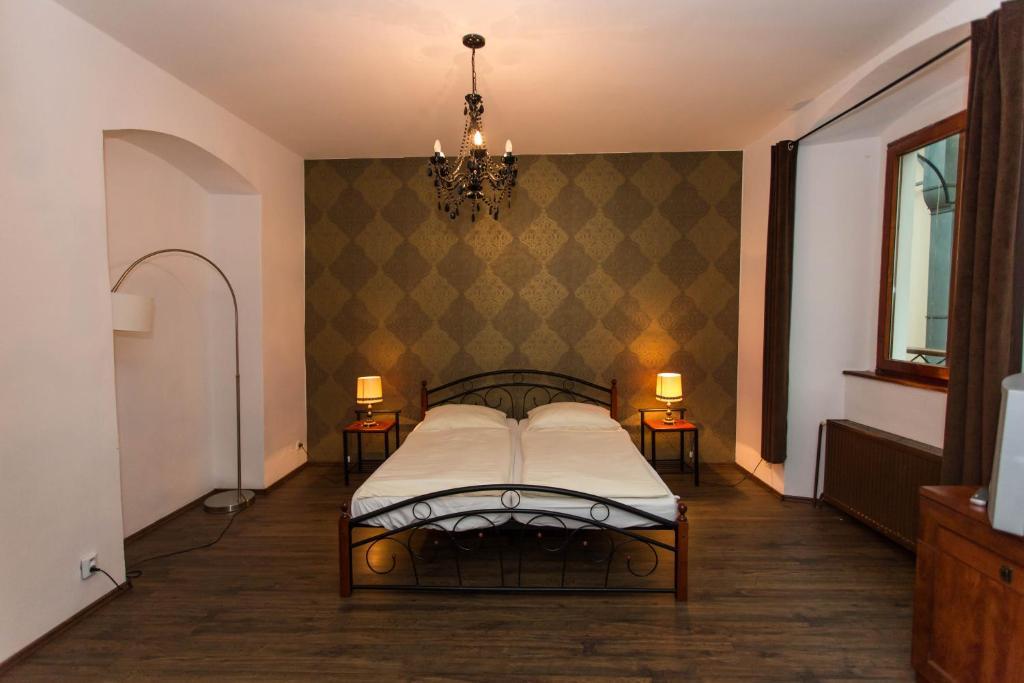 Old City Hotel Братислава Екстериор снимка