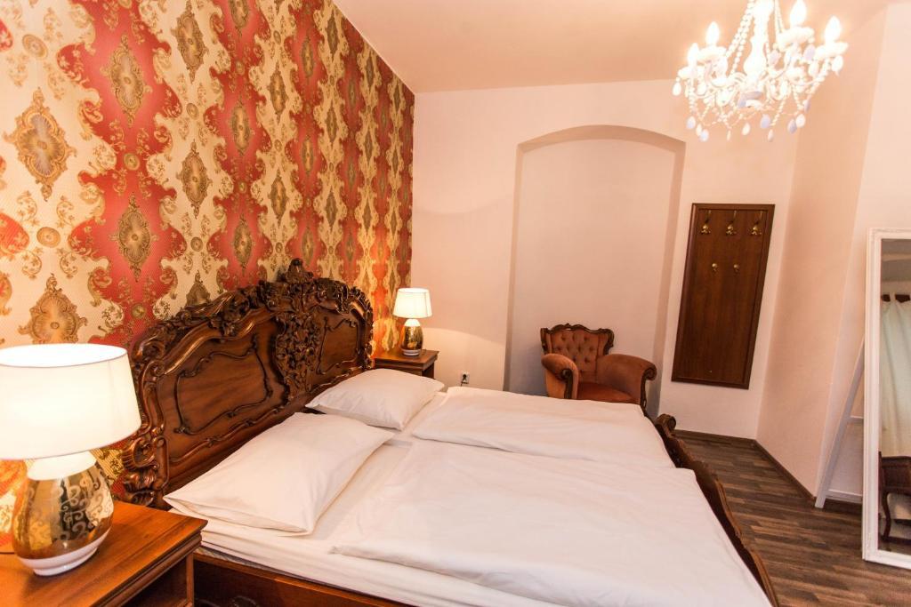 Old City Hotel Братислава Екстериор снимка