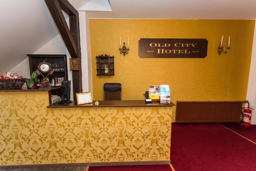 Old City Hotel Братислава Екстериор снимка